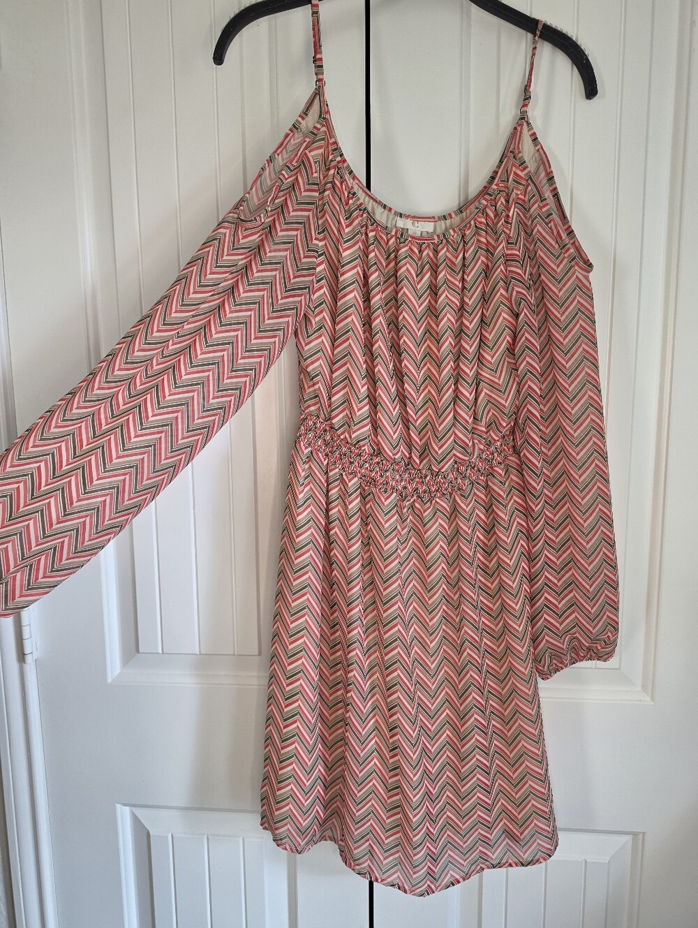 C Pink Chevron One-Shoulder Dress